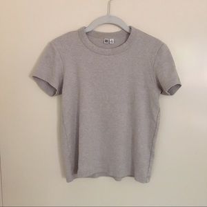 uniqlo u gray tan t-shirt